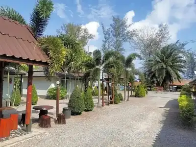 Lung Pod 9 resort - 13