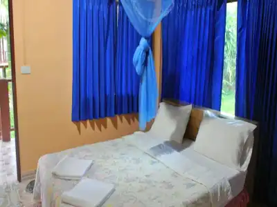 Khao Sok Island Resort and Spa - 5