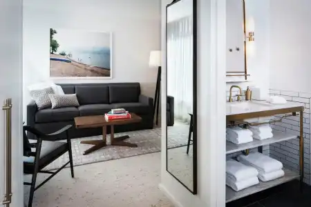 Halcyon, a in Cherry Creek, Denver - 53