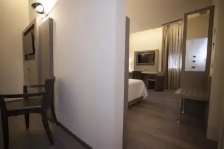 Home Sweet Home - 25