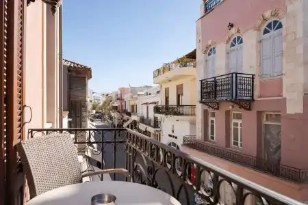 Civitas Suites - 90