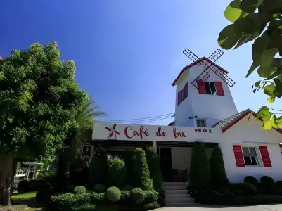 Thada Chateau - 19