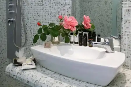 Mare Monte Small Boutique - 7
