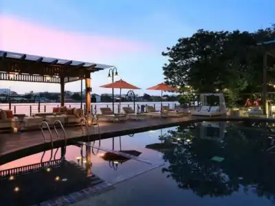 Riva Surya Bangkok - 25