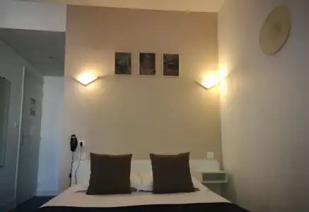 Hôtel Trianon - 56