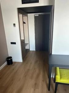 Mercure Paris Nanterre - 127