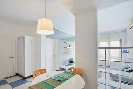 Apartamentos Mayerling Bisbe Urquinaona - 13