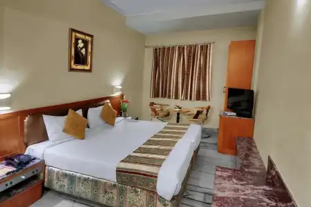 Amar Yatri Niwas - 5