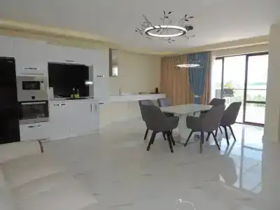 Green Paradise Deluxe Apartments - 90