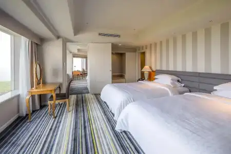 Phoenix Seagaia Ocean Tower - 204