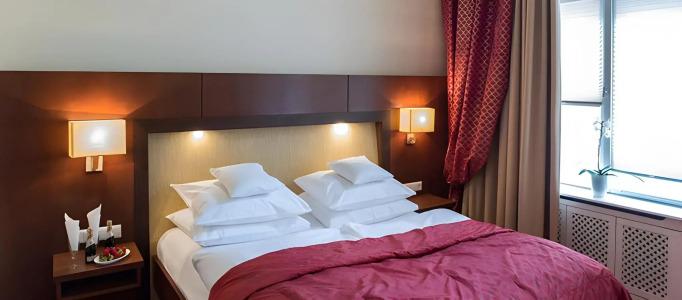 Augusta Am Kurfürstendamm - 13