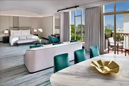 Address Montgomerie - 40