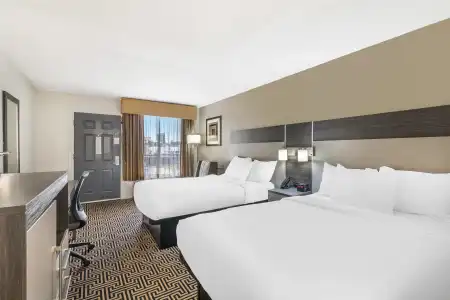 Best Western Central Inn - 6