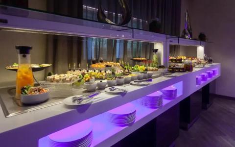 ADAM Suites - 11