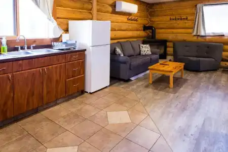 Glacier House Resort - 121
