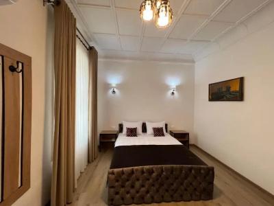 The Loft Guest house - 16
