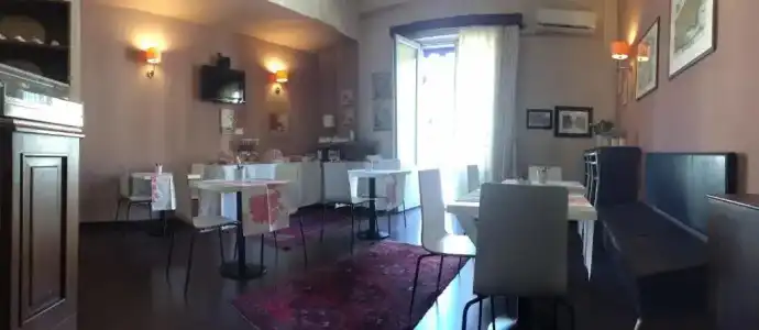 La Collegiata Guest House - 9