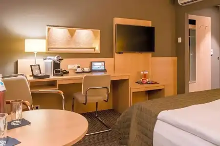 Best Western Premier Central Leonhard - 30