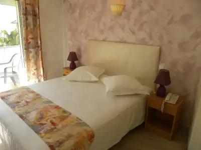 Anglade Hôtel - 1