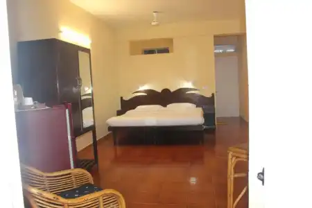 Empire Guest House - 1
