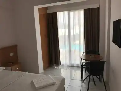 Cam - 121