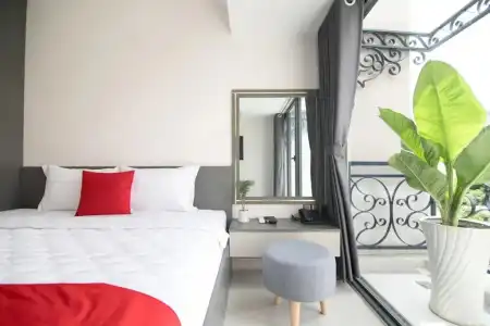 Bin Bin 7 - Near Ton Duc Thang University - 75