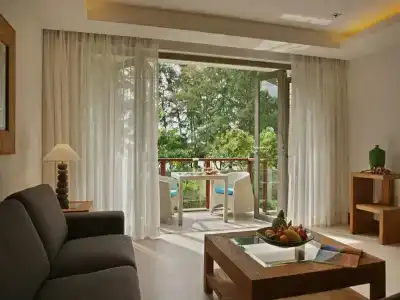 Pearl of Naithon - 6