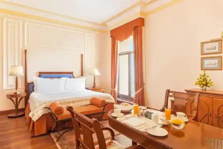 The Oberoi Grand Kolkata - 201