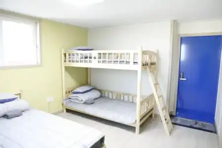 Twin Rabbit Hostel - 90