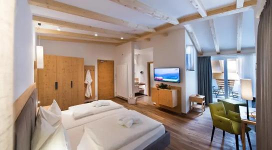 Waldrast - Forestside Living - 67