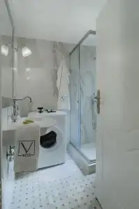 V1935 Luxurious Apartments - 5