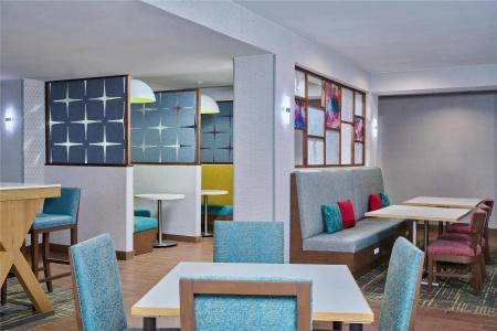 Hampton Inn Anchorage - 29