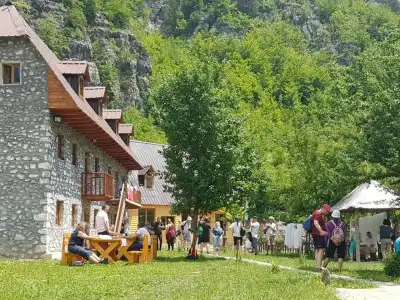 Bujtina Berishta Theth - 8