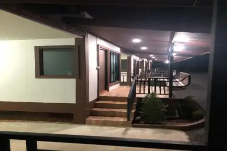 Thalang Resort - 8