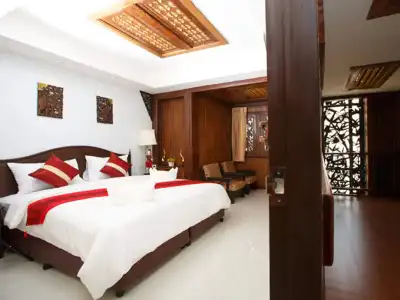 Chang Siam Inn - 2