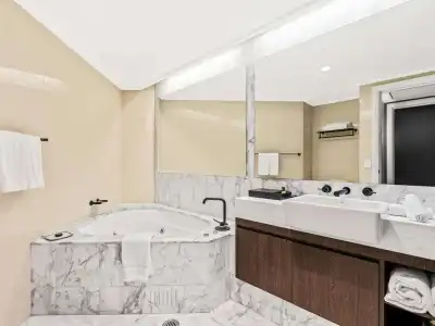 Pullman Quay Grand Sydney Harbour - 8