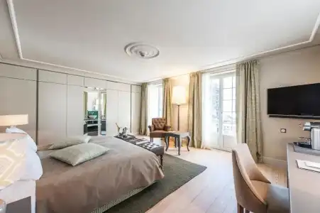 Le Grand Bellevue - 75