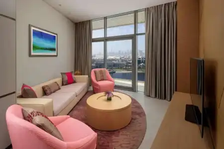  Hilton Dubai Creek & Residences - 1