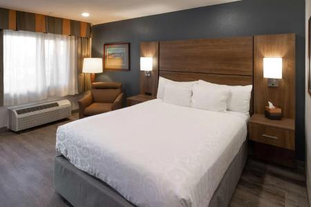 Best Western Plus Clocktower Inn - 94