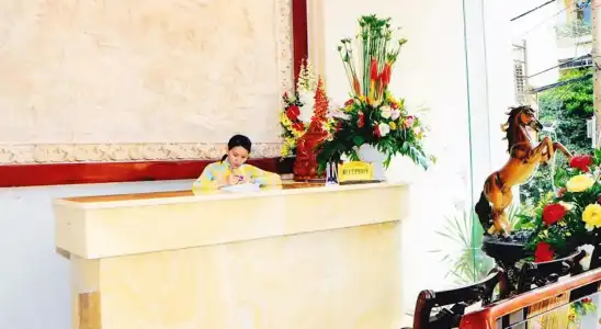 Hoang Thanh Thuy 2 - 17