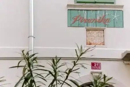 Piranika - 0