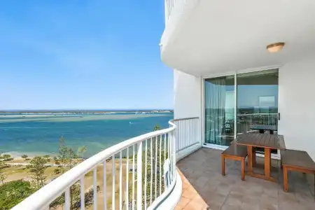 Crystal Bay on the Broadwater - 185