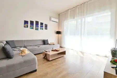 Thisean Modern Suites By Athens Stay - 42