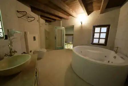 Caftan Cave Suites - 7
