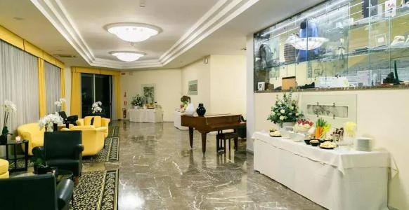Continental Wellness & Spa - 24