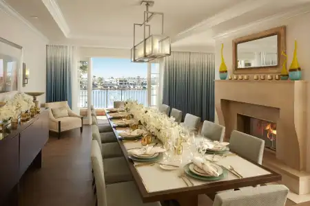 Balboa Bay Resort - 24