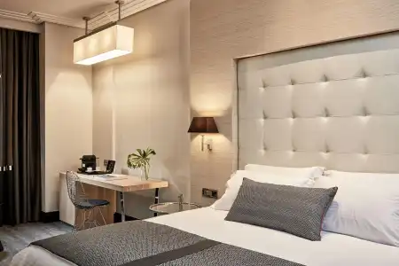 Antigon Urban Chic - 1