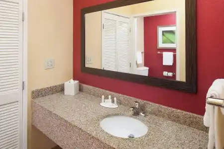 Courtyard by Marriott Jackson - 33