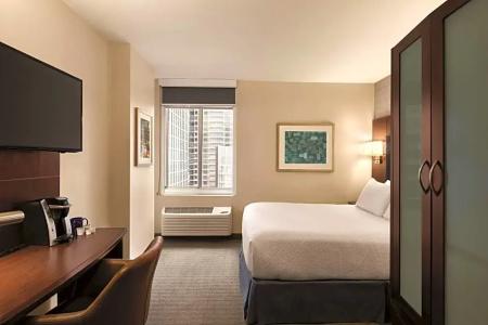 DoubleTree by Hilton New York Midtown Fifth Ave - 60