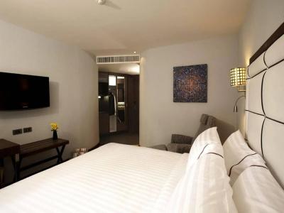 Sukhumvit Suites - 16